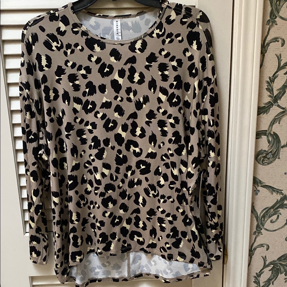 Black and Tan Relaxed Long Sleeve Blouse